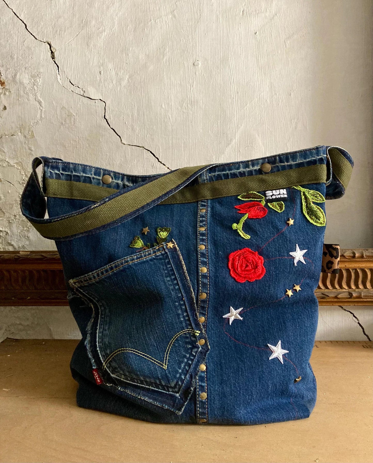 UPCYCLING LEVIS DENIM TOTE BAG