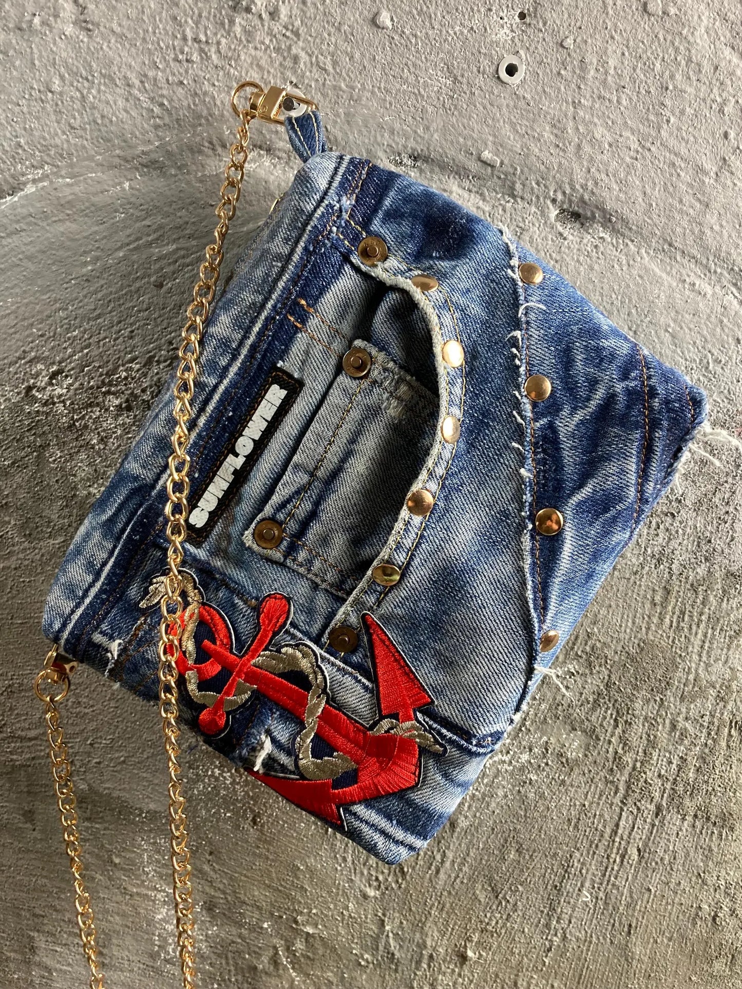 UPCYCLING LEVIS DENIM SMALL SHOULDER BAG