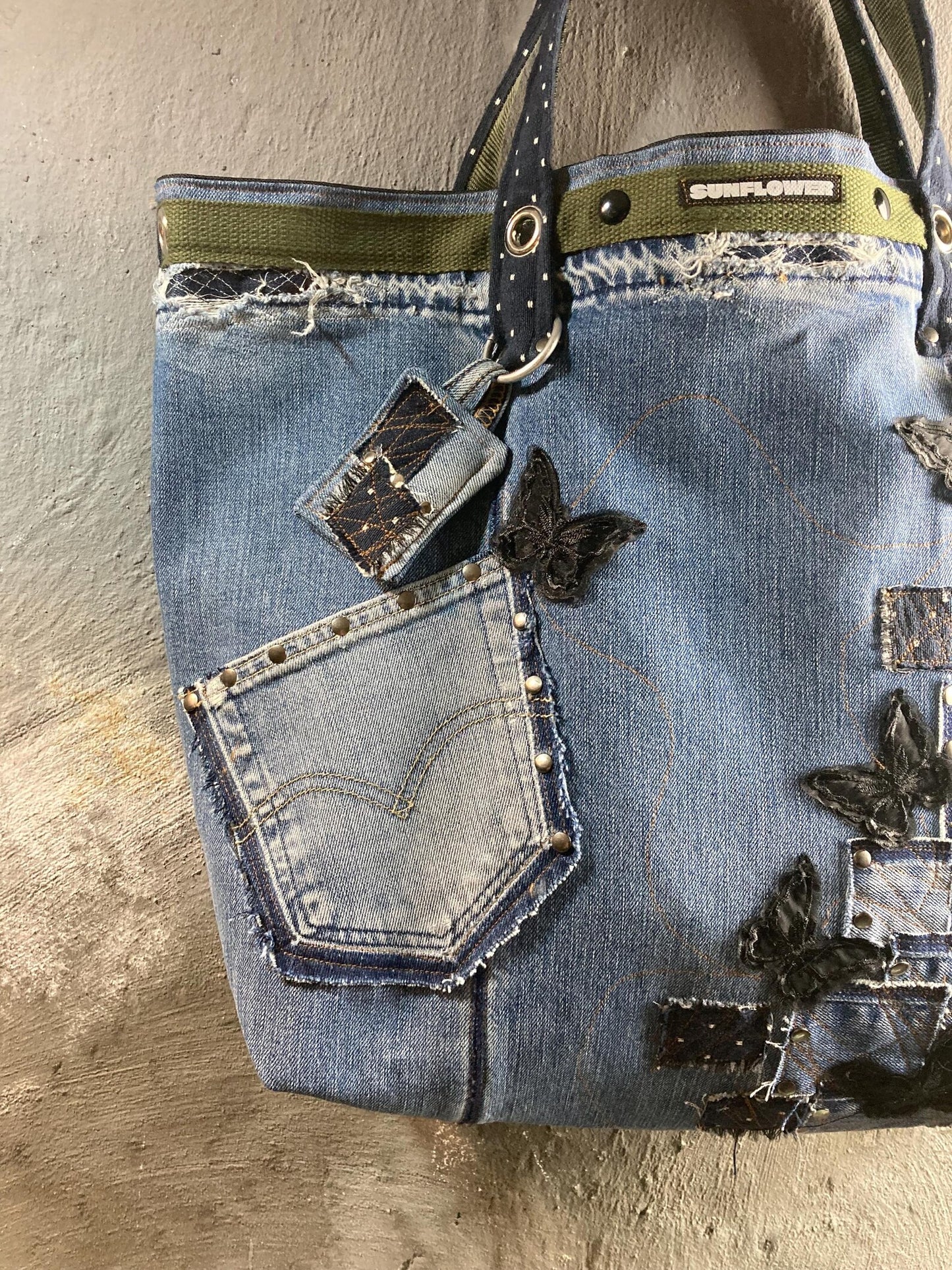 UPCYCLING LEVIS TOTE BAG