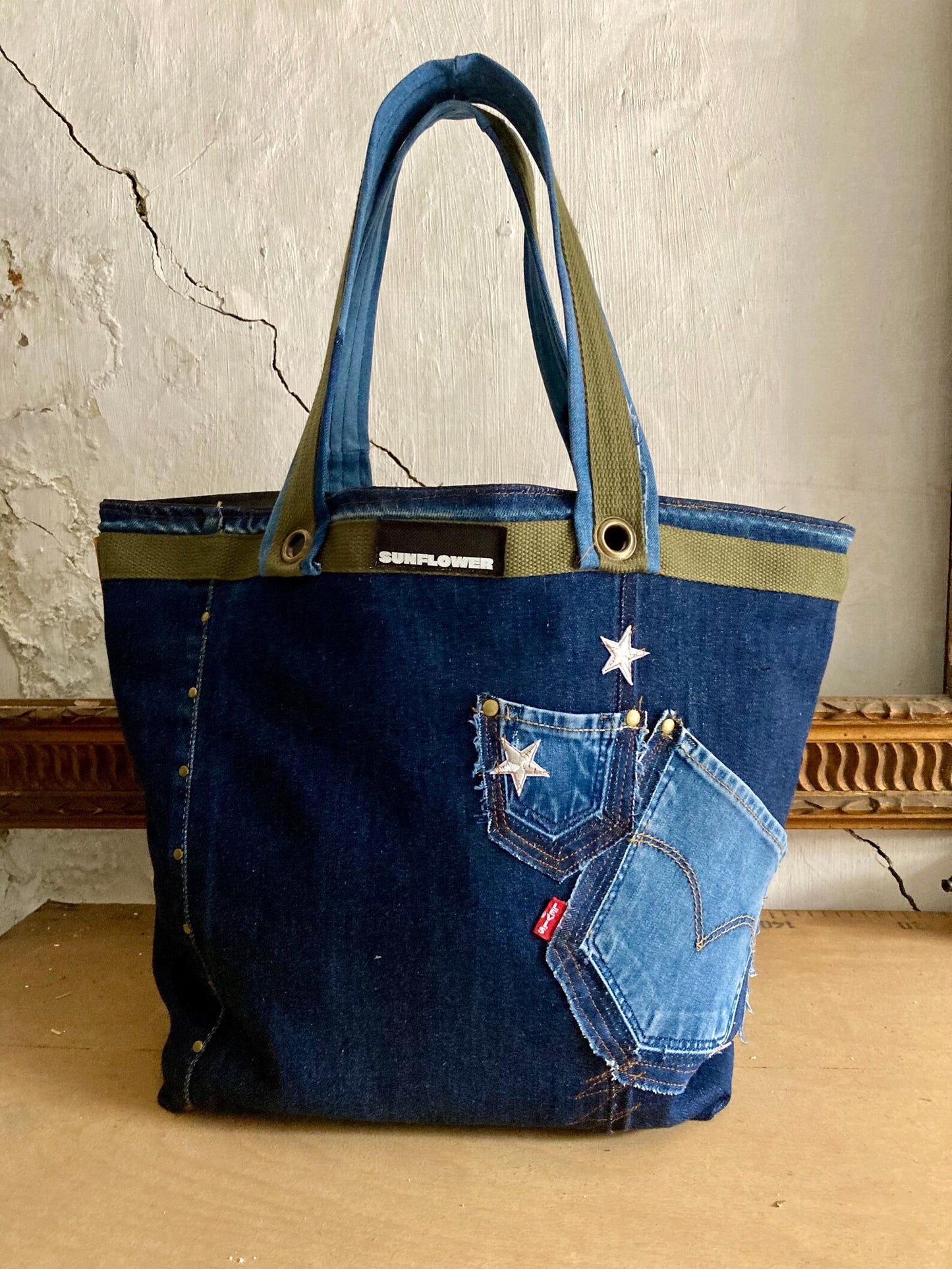 UPCYCLING LEVIS TOTE BAG