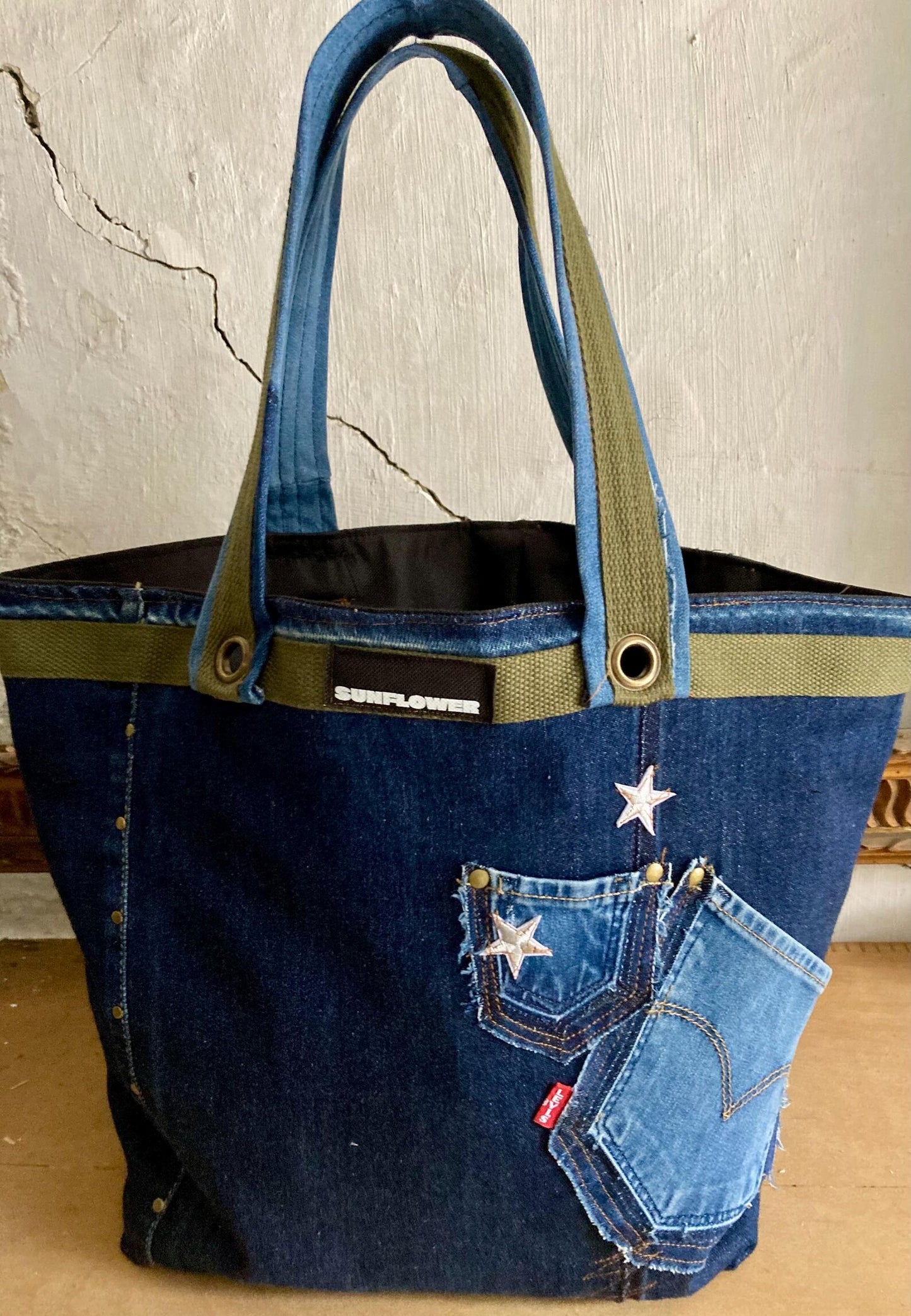 UPCYCLING LEVIS TOTE BAG