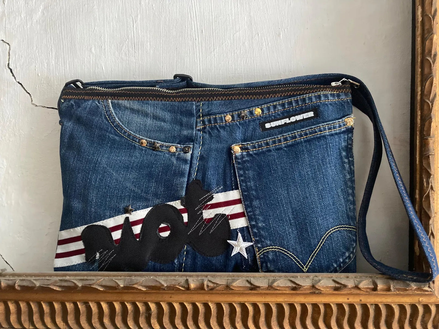 UPCYCLING LEVIS DENIM SMALL SHOULDER BAG