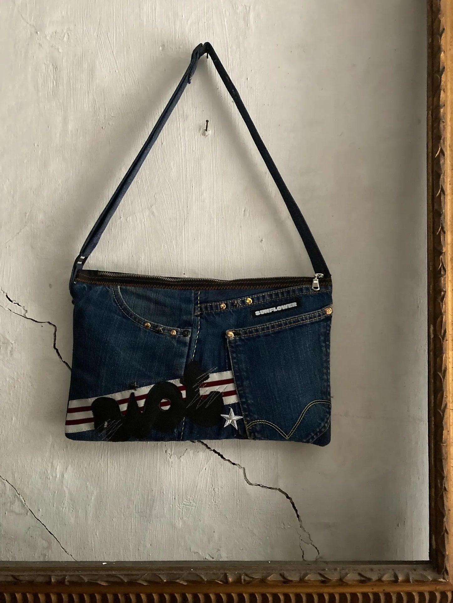 UPCYCLING LEVIS DENIM SMALL SHOULDER BAG