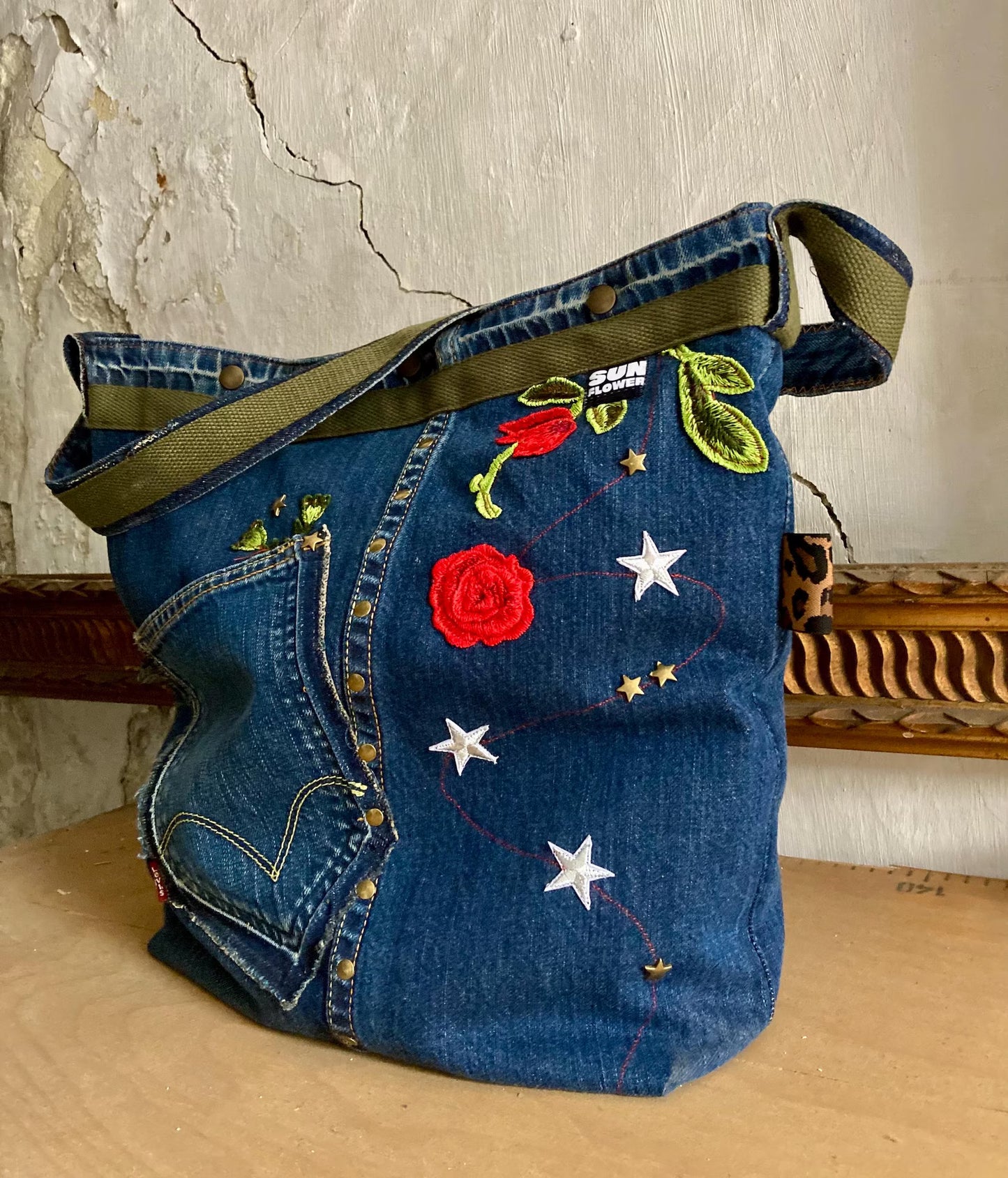 UPCYCLING LEVIS DENIM TOTE BAG